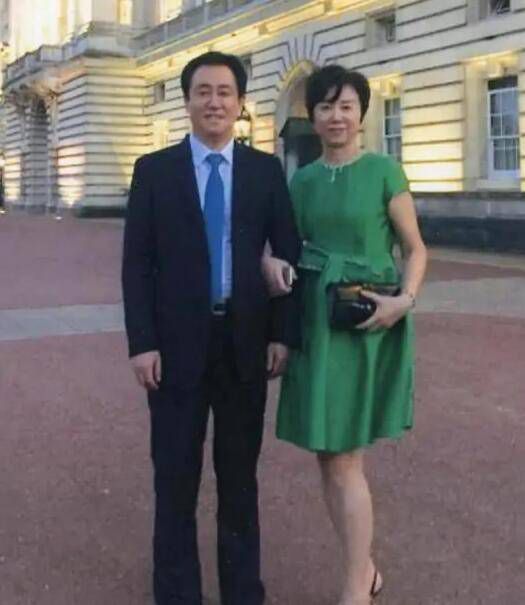 幸运的姐姐.