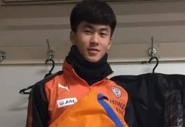 男人网站在线亚洲影院