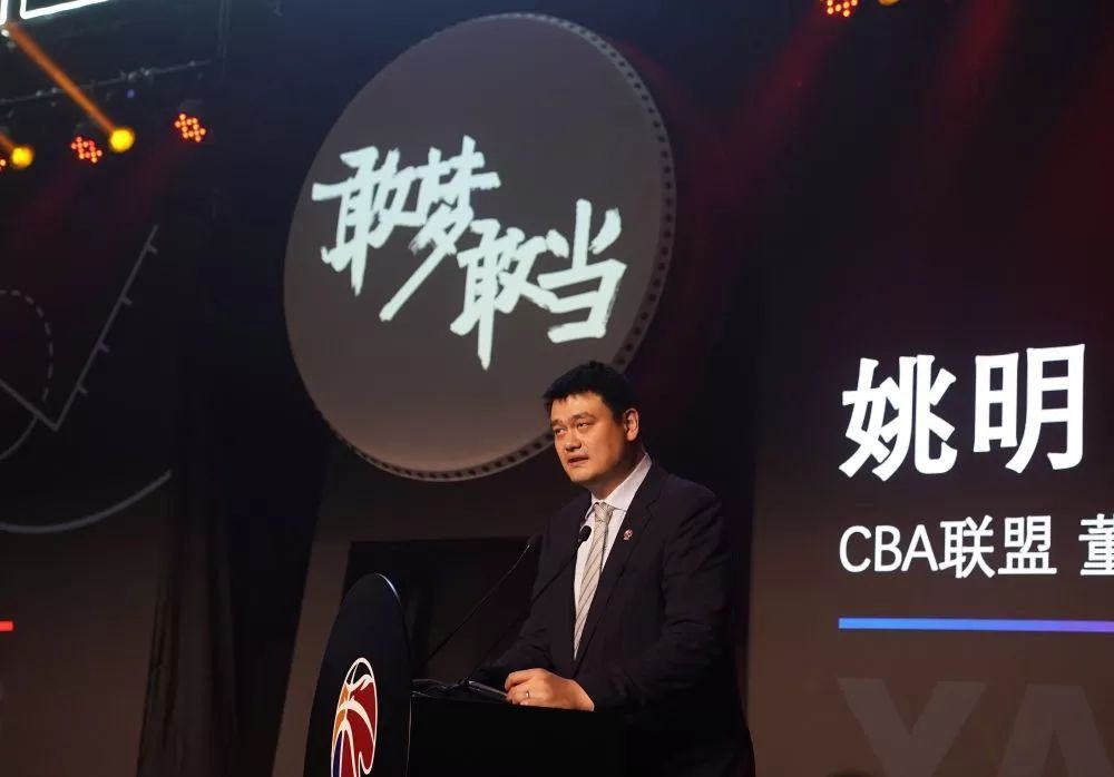 女王的脚奴完整视频
