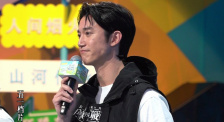 漂亮的服务员